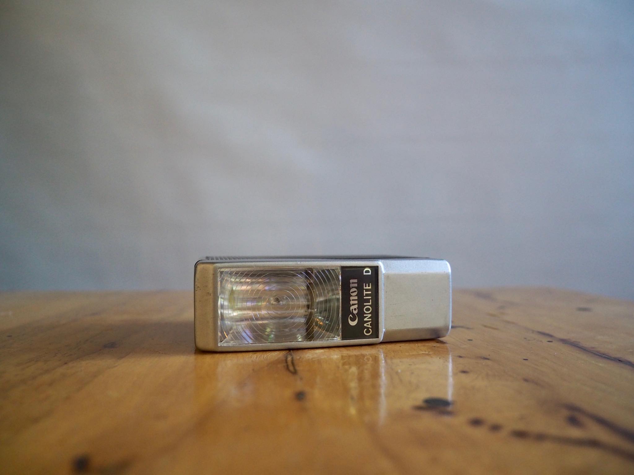 CANON CANOLITE D FLASH