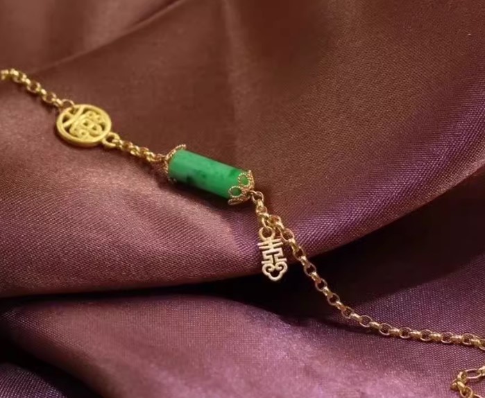 สร้อยข้อมือทอง ร้อยหยกธรรมชาติ แท่งตรง สวยงาม สร้อยข้อมือผู้หญิง ใส่สวย ๆ แบบมีสไตล์ 293951