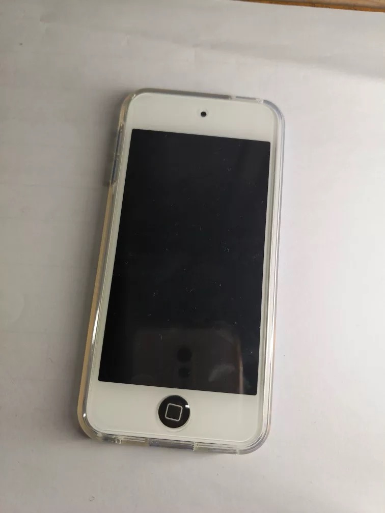 เคสสีใหม่ ดำ iPod Touch 5/6/7 (แถมฟรีฟิลม์กระจก)