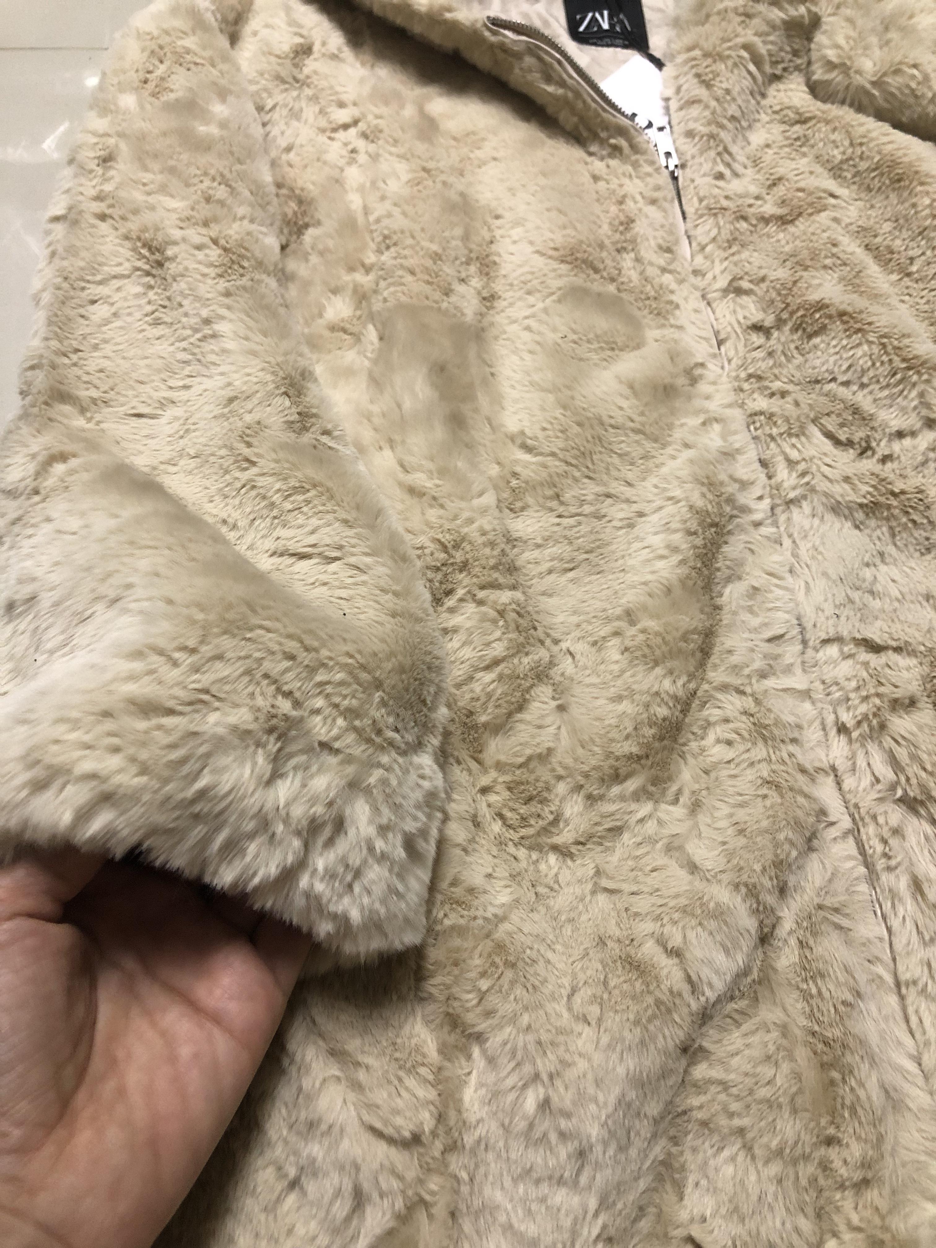 pepco เสื้อเฟอร์กันหนาว หมวกฮู้ด เสื้อขน FLUFFY Coat แบรนด์ PEPCO ดำ / เบจ