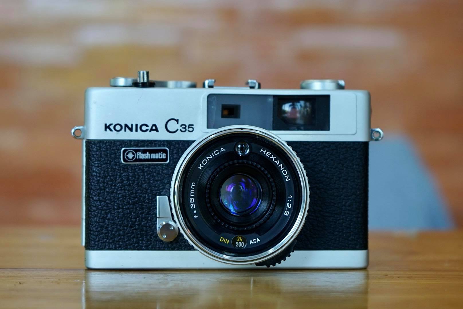 KONICA C35 Flash matic KONICA HEXANON 38MM.F2.8