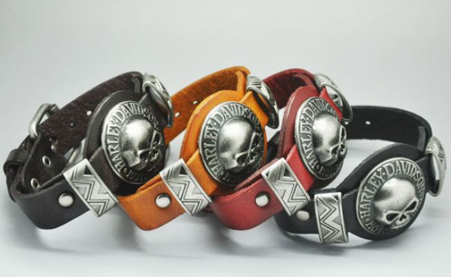สร้อยข้อมือผู้ชาย กำไลข้อมือ ผู้ชาย แบบเท่ ๆ สร้อยข้อมือหนังแท้ Harley Devidson สร้อยข้อมือ สำหรับ นักขี่มอเตอร์ไซค์ ดีไซน์สวย ของขวัญเก๋ ๆ 597708