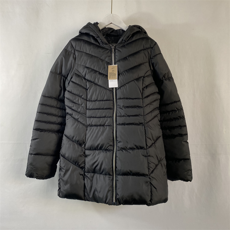 เสื้อกันหนาว เสื้อฮู้ดเฟอร์ บุนวมอุ่น สีแดง แบรนด์ INEXTENSO (padded puffer coat สำเนา