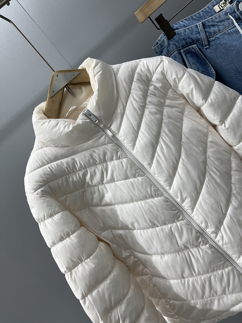 Gap เสื้อกันหนาว โค้ทฮู้ดเฟอร์ บุนวมอุ่น สีขาว แบรนด์ GAP(padded puffer coat