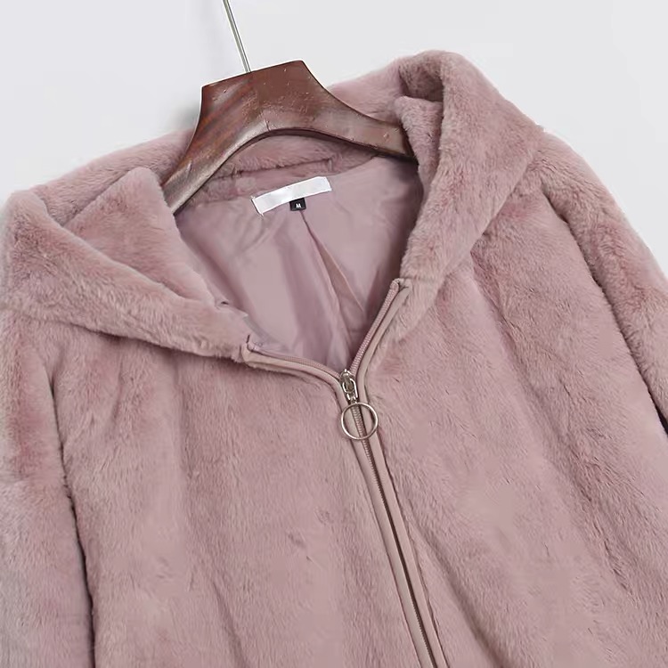 Pink latte เสื้อเฟอร์กันหนาว หมวกฮู้ด เสื้อขน (FLUFFY COAT ) แบรนด์ Pink latte