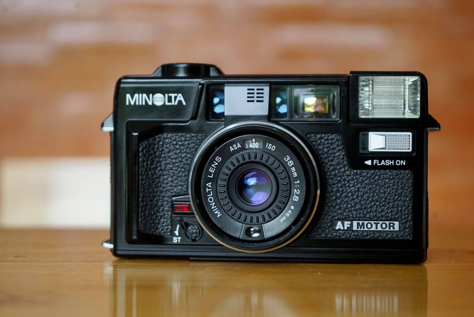 MINOLTA HI-MATIC AF2-M MINOLTA LENS 38MM.F2.8