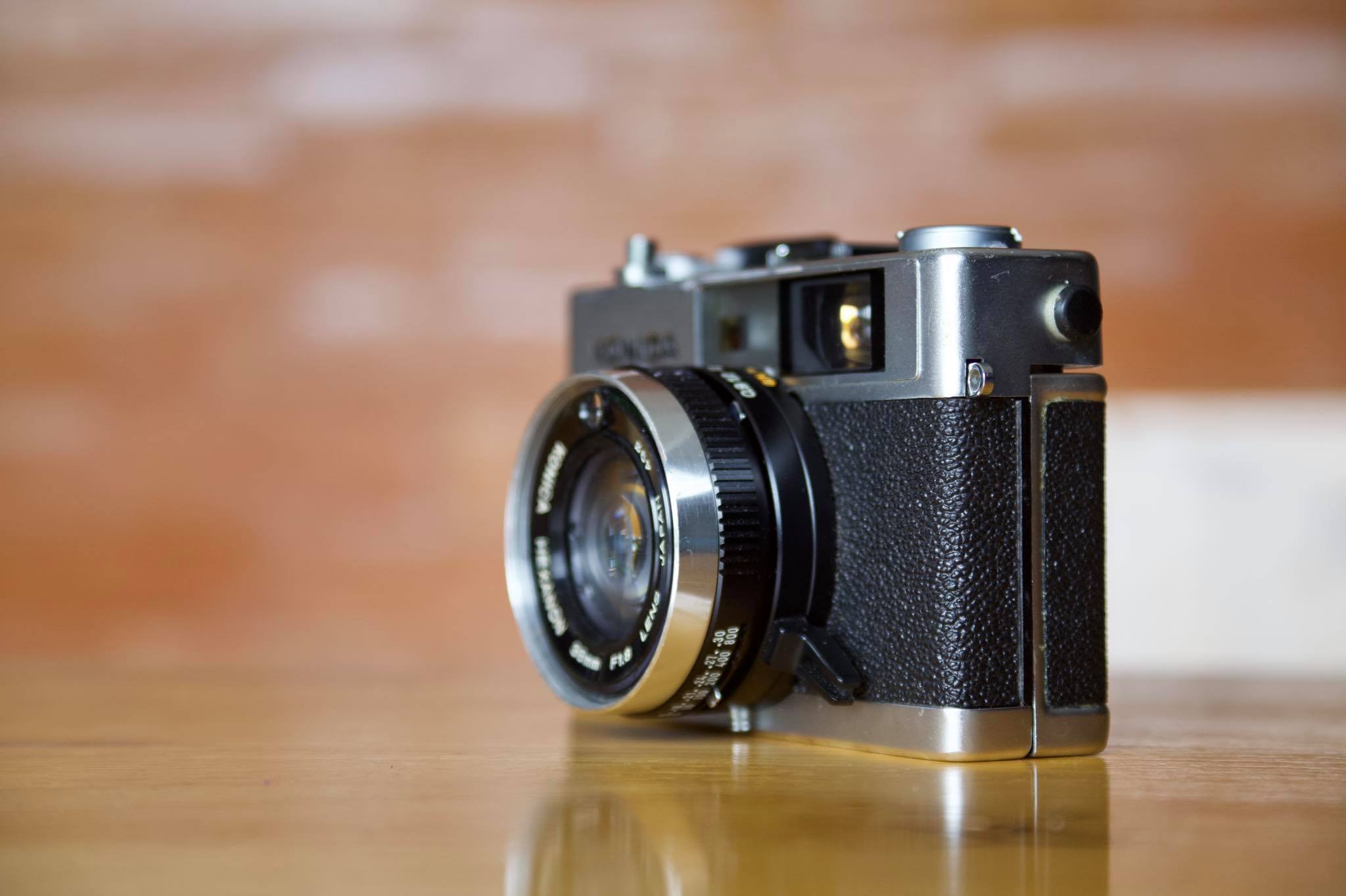 KONICA C35 FD KONICA HEXANON 38MM. F1.8