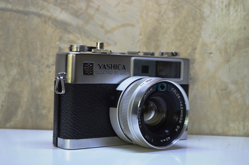 YASHICA ELECTRO35 GL YASHICA COLOR-YASHINON DX 40MM.F1.7