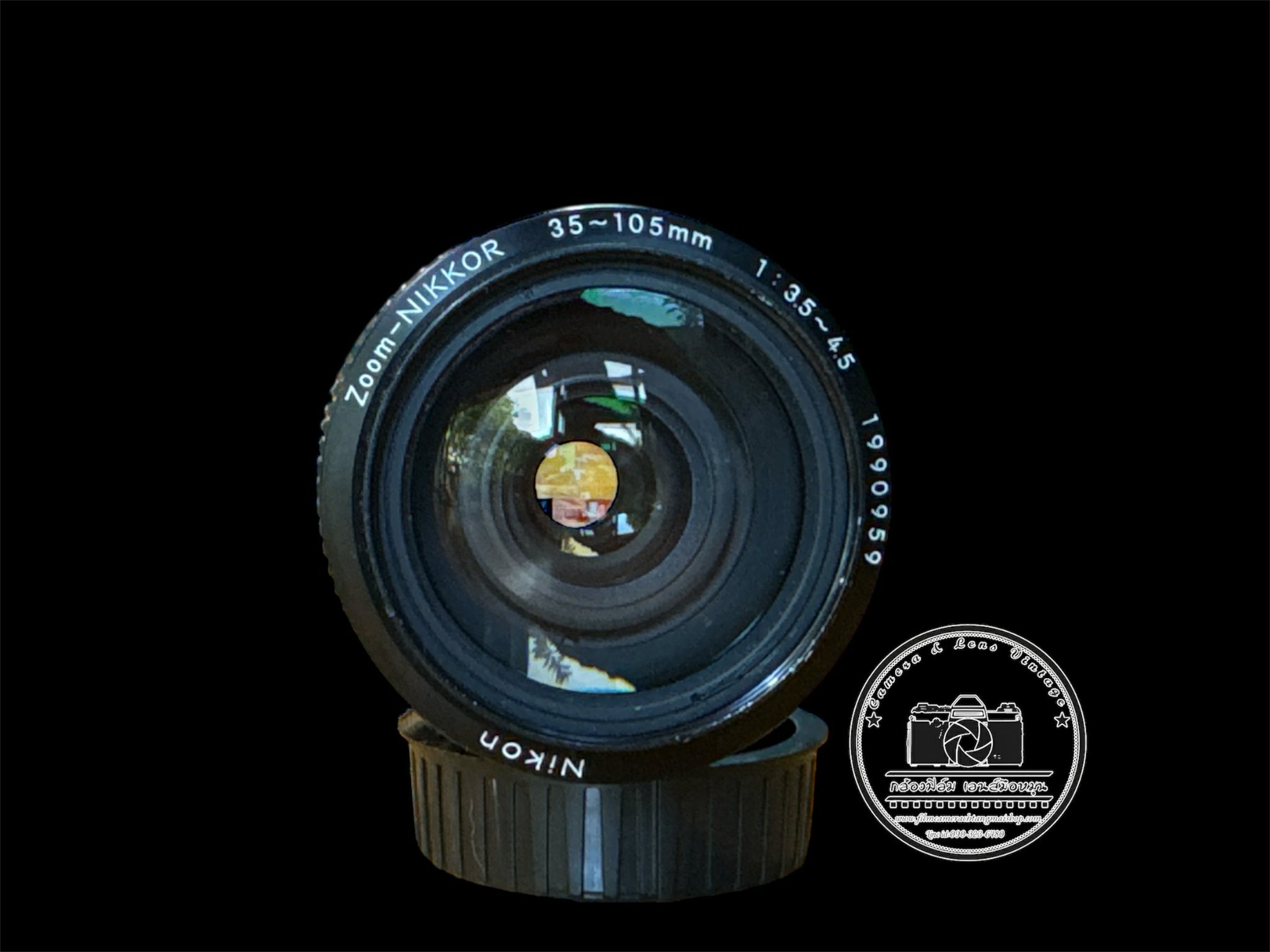 NIKON ZOOM NIKKOR 35-105MM.F3.5-4.5 MACRO AIS MOUNT
