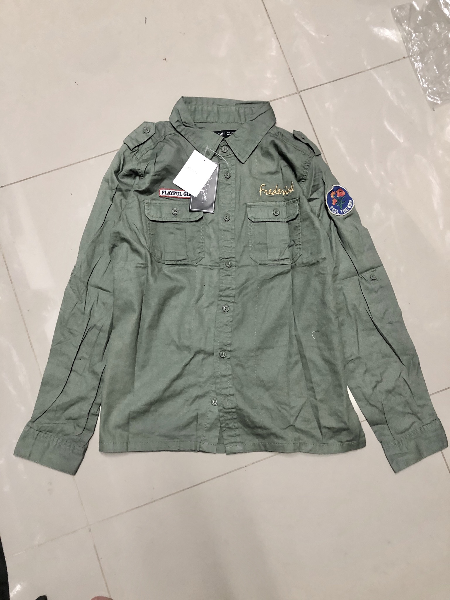 Chip clip เสื้อเขียวทหาร เสื้อนอก เสื้อเชิ้ตเขียวทหาร แนวทหาร แบรนด์CHIP CLIP (Japan) แพทเทินสวย เท่ห์มาก คะ สำเนา สำเนา เขียว