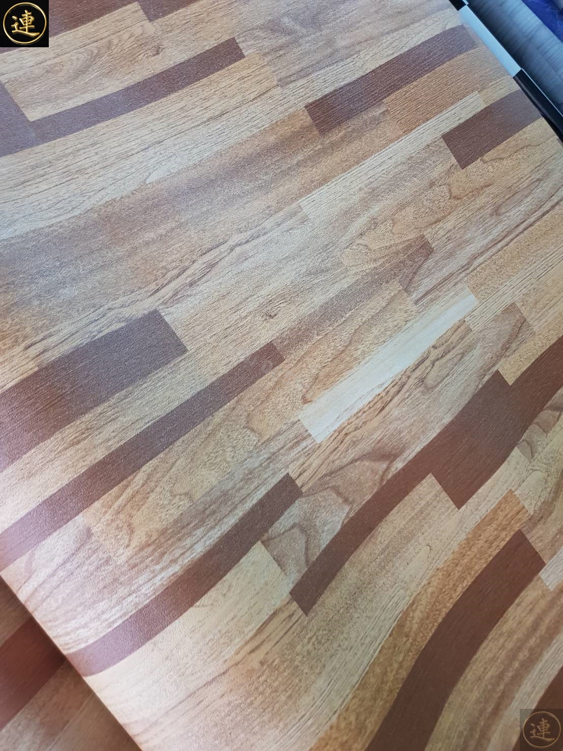 ลายกระเบื้องยางม้วน เสื่อน้ำมัน มาใหม่ 1 สิงหาคม 2568