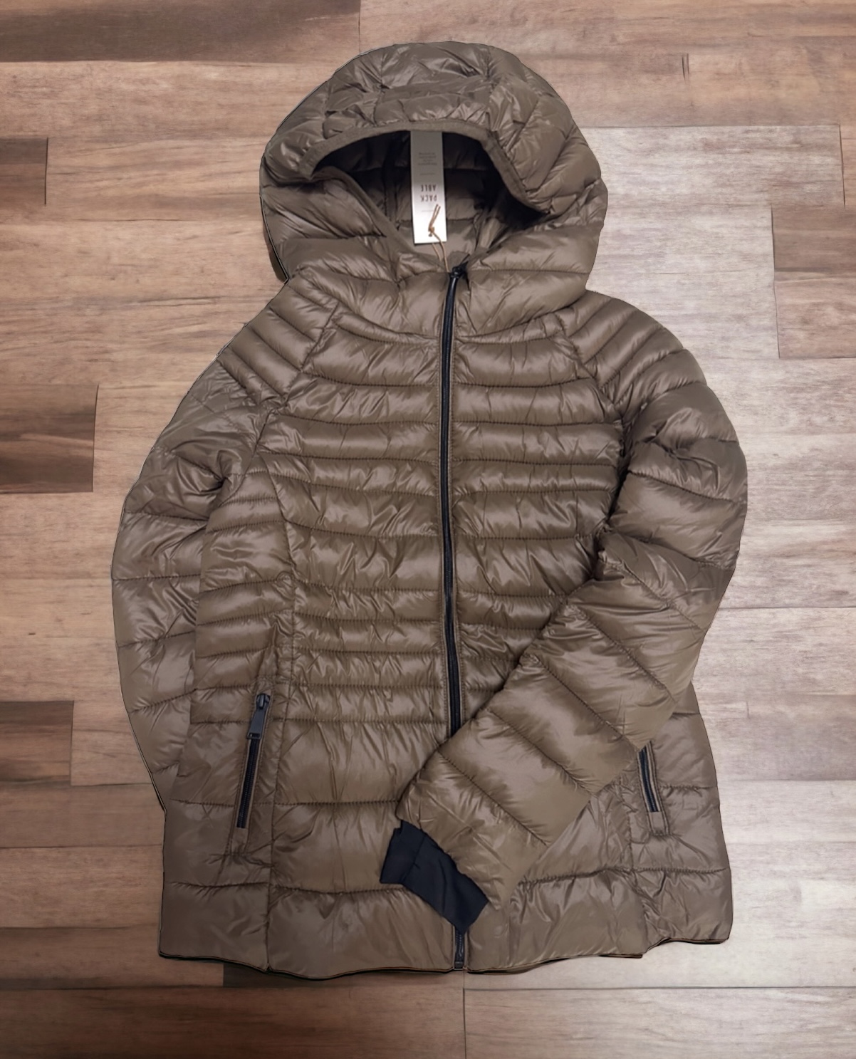Love tree เสื้อกันหนาว บุนวมอุ่น แบรนด์ LOVE TREE ultra light packable (Padded puffer coat สำเนา สำเนา สำเนา