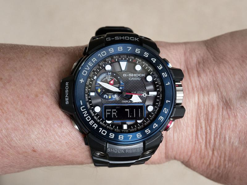 CASIO G-SHOCK นาฬิกาข้อมือ นาฬิกากันน้ำ นาฬิกาของแท้ ประกันศูนย์ CMG 1 ปี รุ่น GWN-1000B-1B นาฬิกาสีดำ