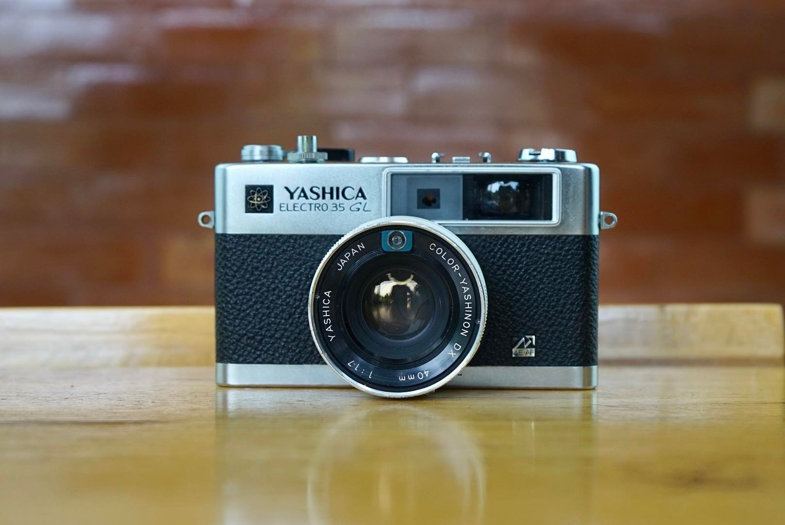 YASHICA ELECTRO 35GL YASHICA COLOR-YASHINON DX 40MM.F1.7