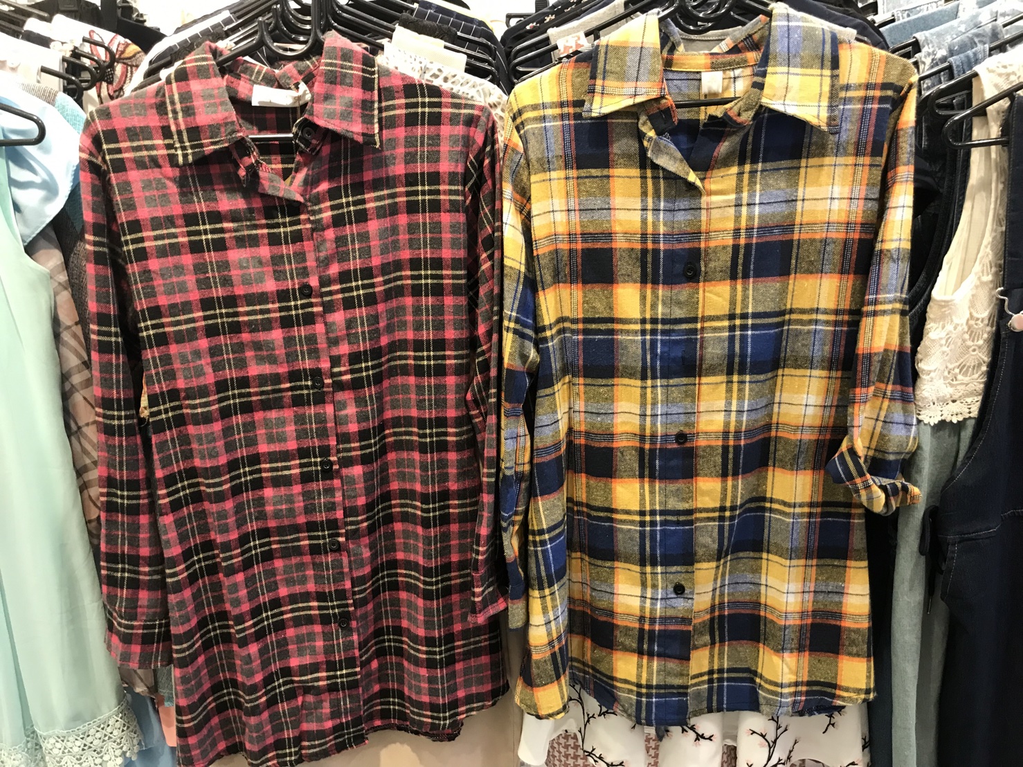 เสื้อเชิ้ตคลุมท้องลายสก็อต มีหลายโทนสี