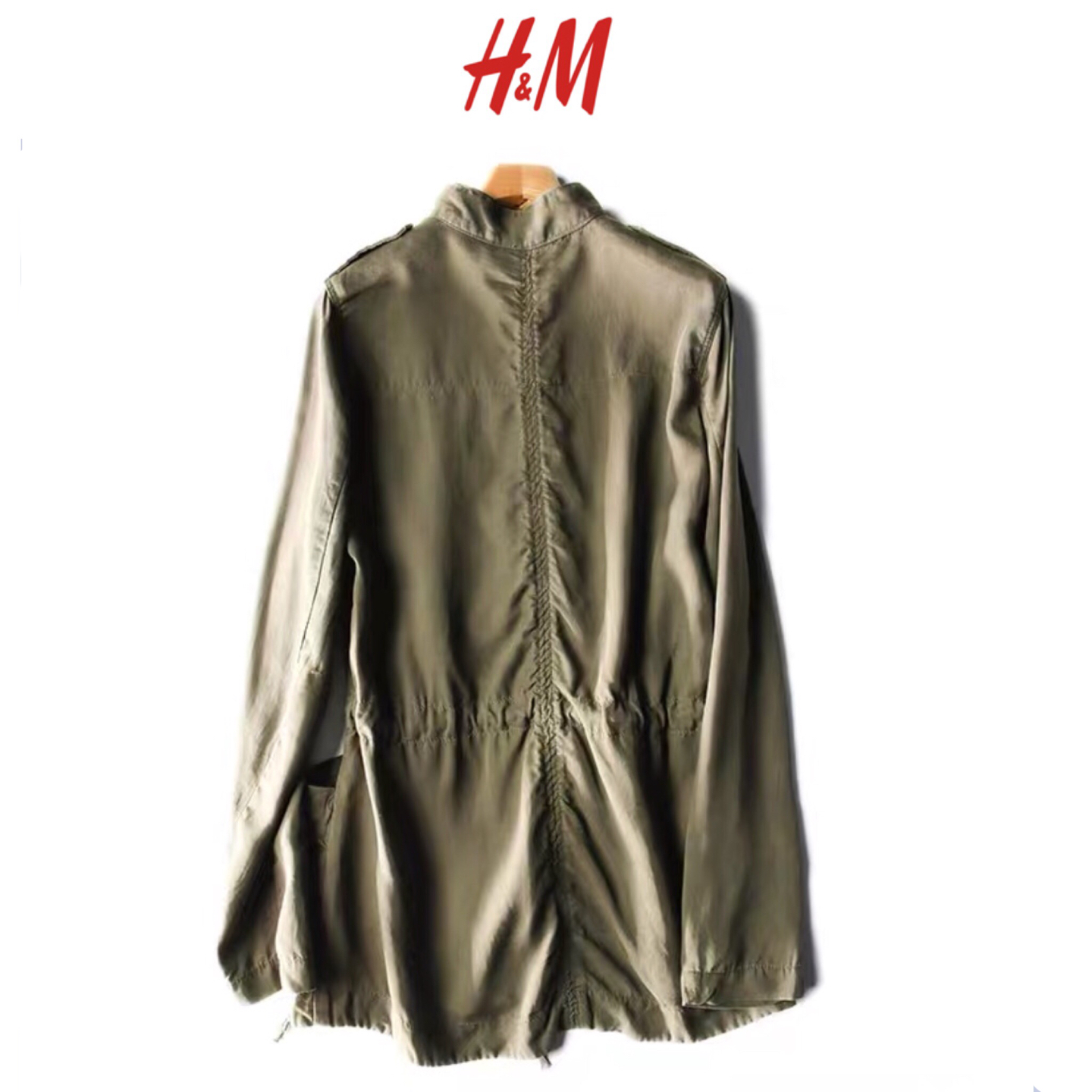 H&M (ตัดป้ายบางส่วน) เสื้อแจ็คเก็ต เสื้อเขียวทหาร เสื้อนอก แบรนด์H&M แพทเทินสวย เท่ห์มาก คะ Size M/L/XL/XXL เขียว