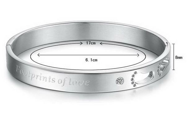 สร้อยข้อมือผู้ชาย ผู้หญิง สร้อยข้อมือ คู่ สแตนเลส สีเงิน แกะลาย Footprint of Love แกะรอย รูปเท้า ฝังเพชร CZ คริสตัลแท้ Swiss 967592