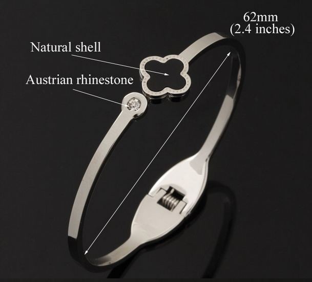 กำไลข้อมือ ผู้หญิง กำไลข้อมือ 316L Stainless Steel กำไลทอง ด้านนึง หัวเป็น ดอกไม้ สีดำ และ สีขาว ติดเพชร CZ AAA เม็ดเล็ก 415367