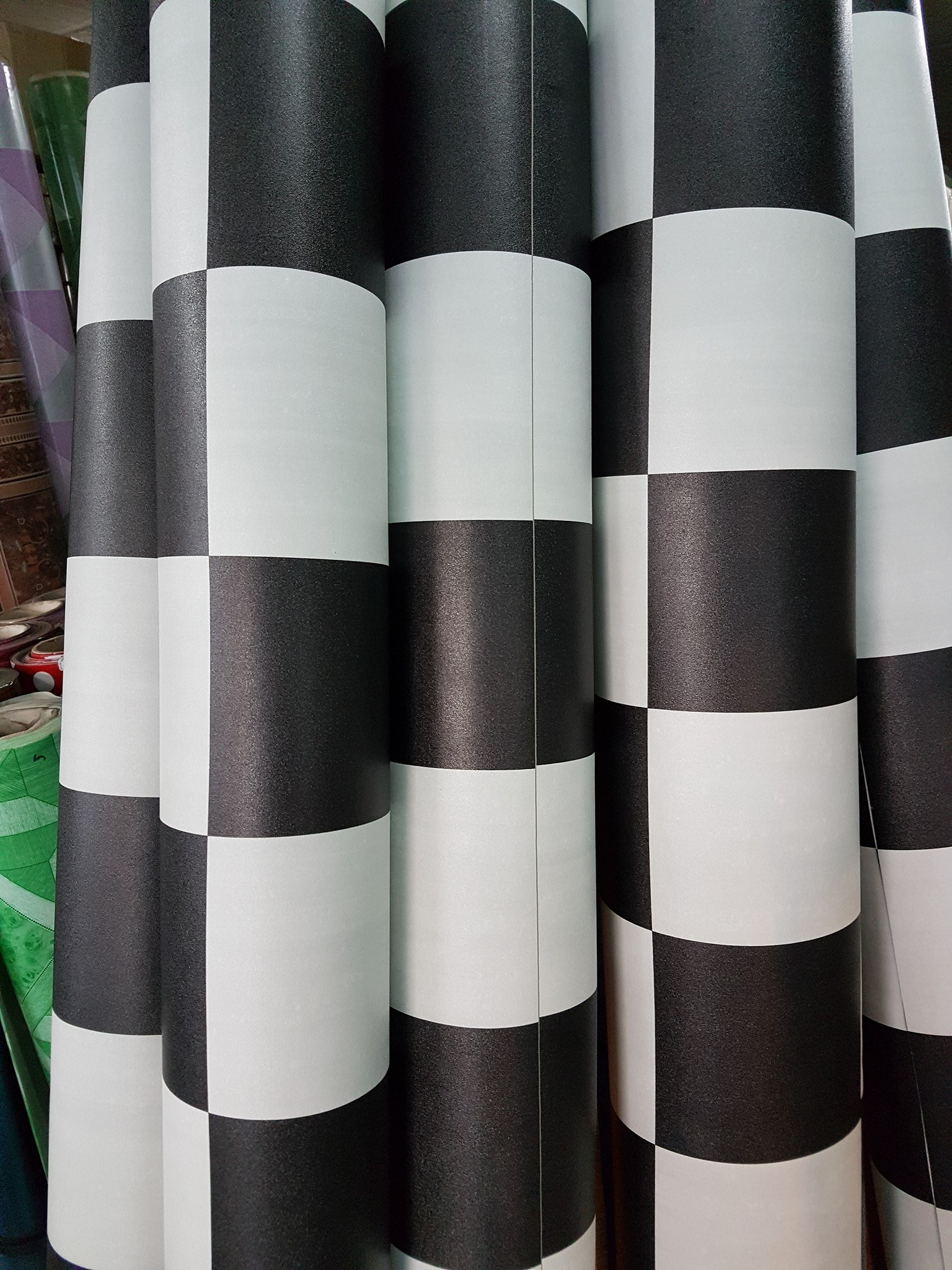 เสื่อน้ำมัน มาใหม่ 1 มิถุนายน 2567