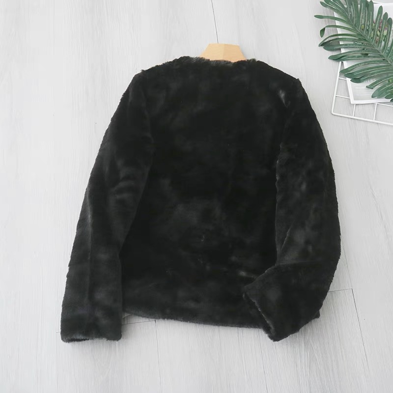 Selected เสื้อเฟอร์กันหนาว เสื้อขน Fluffy coat สีขาว แบรนด์ SELECTED สำเนา สำเนา สำเนา สำเนา
