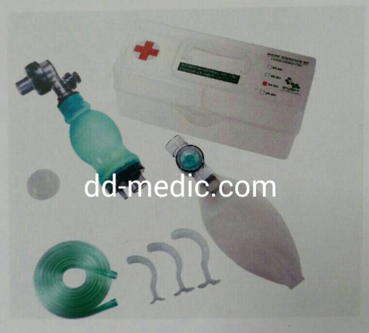 ชุดช่วยหายใจแบบมือบีบ Ambu bag ครบชุดสำหรับเด็กเล็ก ยี่ห้อ Topster ประเทศไต้หวัน