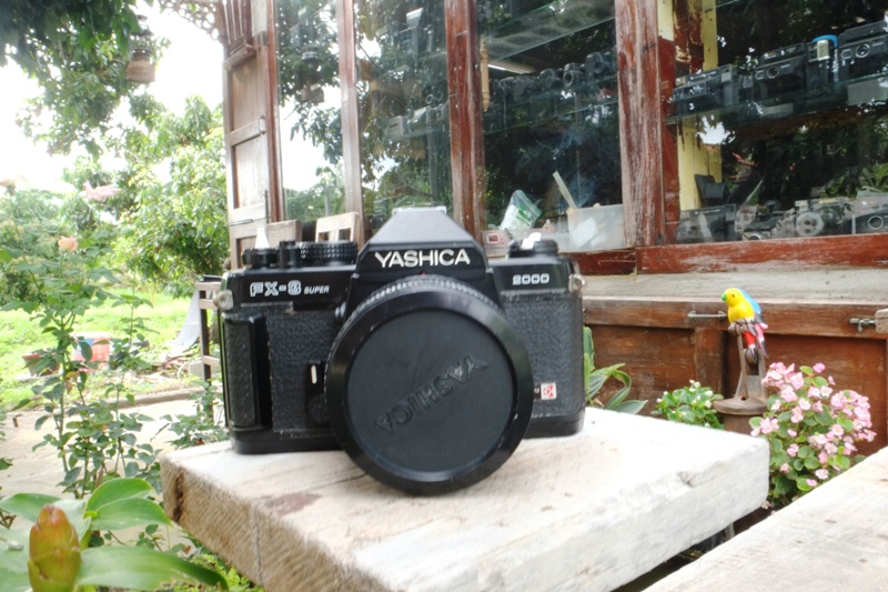 YASHICA FX-3 SUPER 2000 YASHICA LENS DBS 55MM.F2