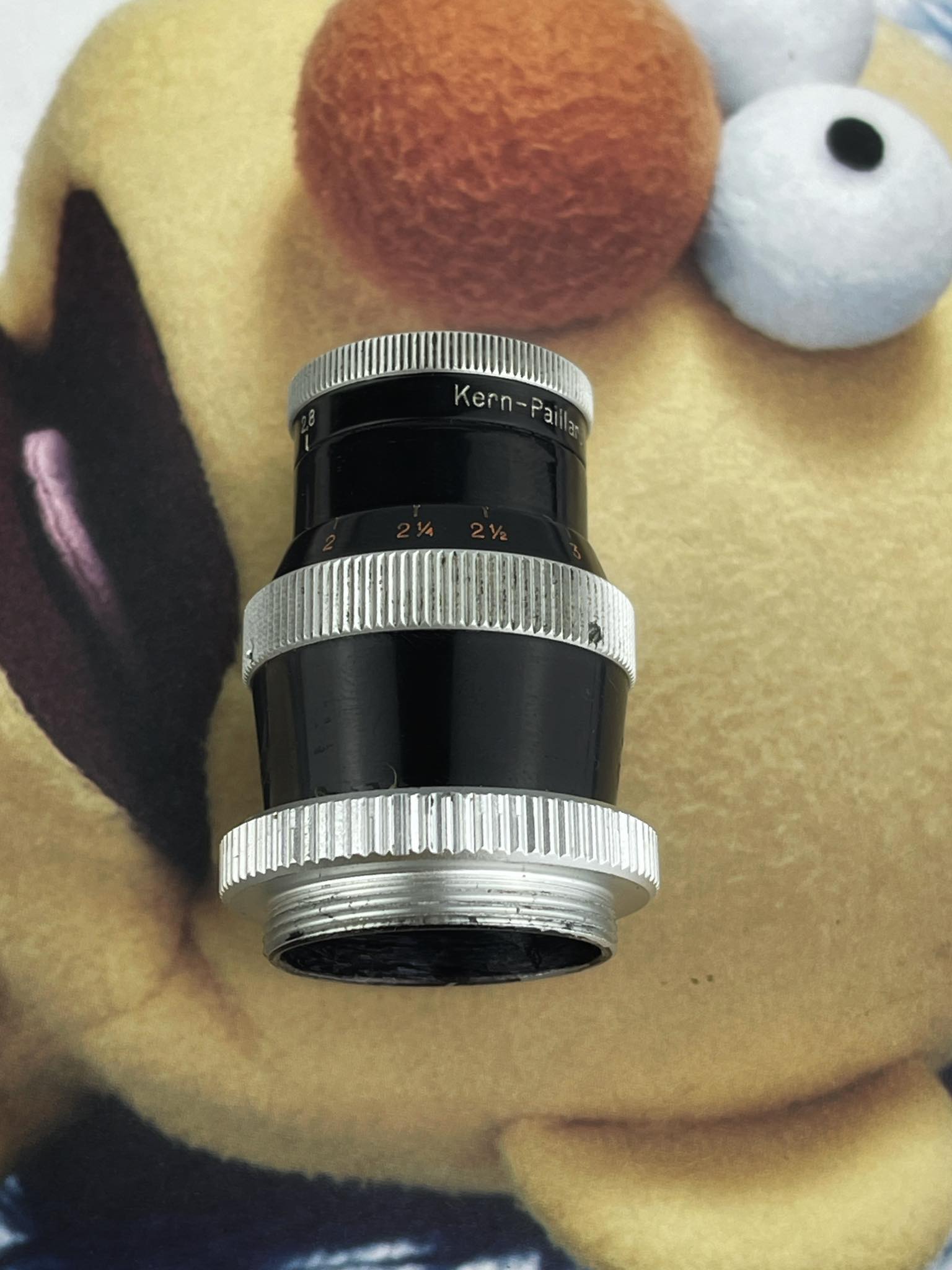 KERN-PAILLARD SWITZERLAND YVAR 36MM.F2.8 CINE LENS - ฟิล์มคา