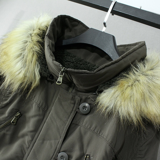 Private pause เสื้อโค้ทฮู้ดกันหนาว เสื้อปาร์กา parka สีเขียว แบรนด์ PRIVATE PAUSE (JAPAN) แต่งเฟอร์ (ฮู้ด& ขนเฟอร์ ถอดได้ทุกชิ้นค่ะ) เขียว