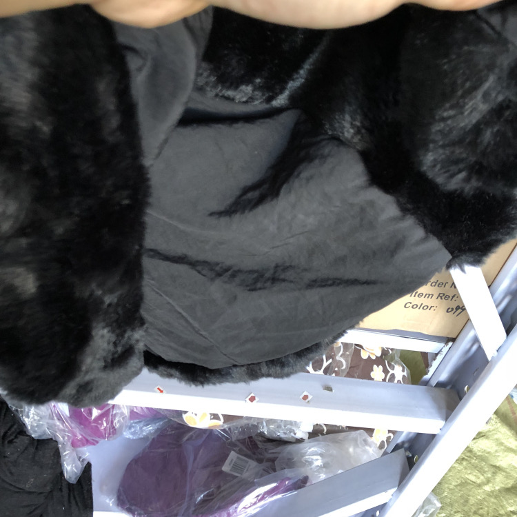 เสื้อเฟอร์กันหนาว หมวกฮู้ด เสื้อขน Fluffy coat แบรนด์ pimkie สำเนา ดำ