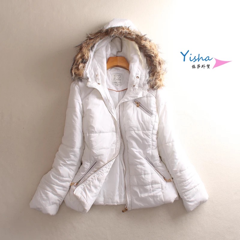 Cache cache เสื้อกันหนาว สีขาว แต่งหมวกฮูท ติดเฟอร์ แบรนด์เนม CACHE CACHE แท้100% คะ Size L/XL