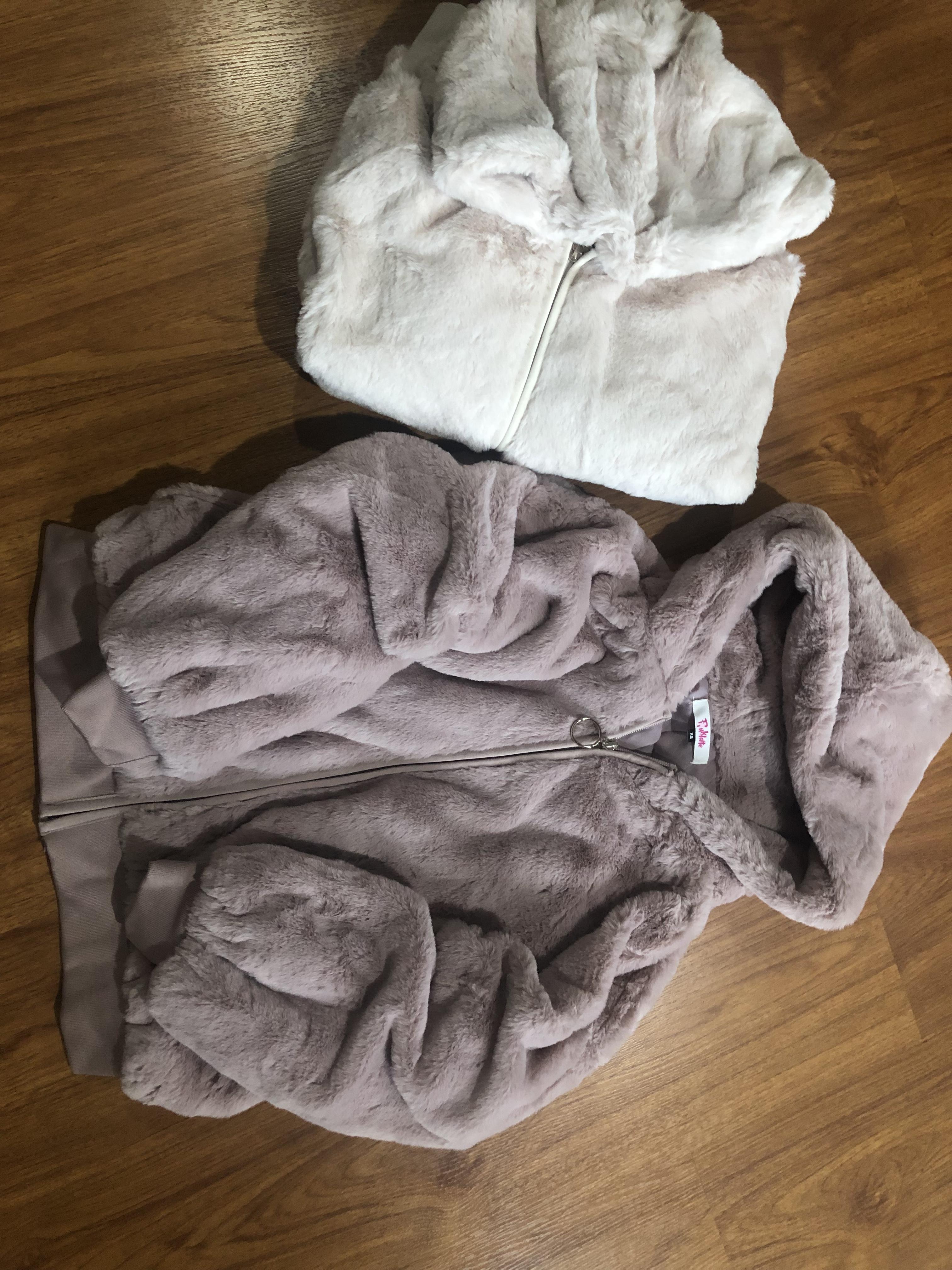 Pink latte เสื้อเฟอร์กันหนาว หมวกฮู้ด เสื้อขน (FLUFFY COAT ) แบรนด์ Pink latte