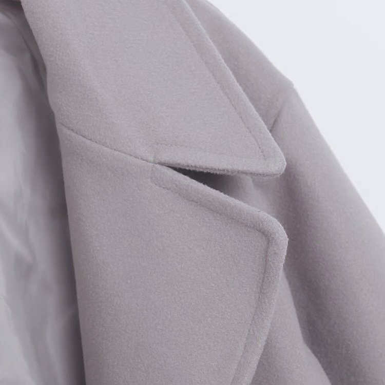 เสื้อโค้ทวูล Trench coat เสื้อโค้ทเฟอร์ โค้ทสักหลาดสีเทาอ่อน แบรนด์ RAY CASSIN