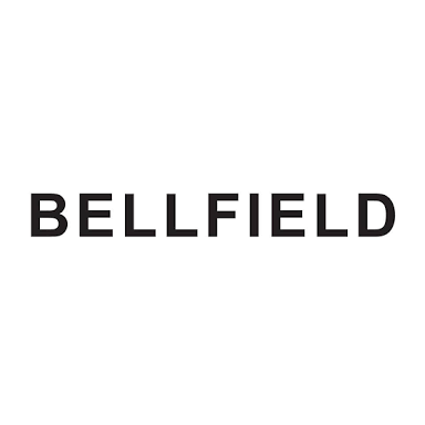 BELLFIELD เสื้อกันหนาว แต่งฮูท ติดเฟอร์ แบรนด์ดังอังกฤษ BELLFIELD ลายดอกสีนูทกากีอ่อน สวยหรู งานสวย เนี๊ยบมากคะ (จำนวนจำกัด ) (หมวกฮูทถอดได้คะ) Size S/M/L นูทกากีอ่อน