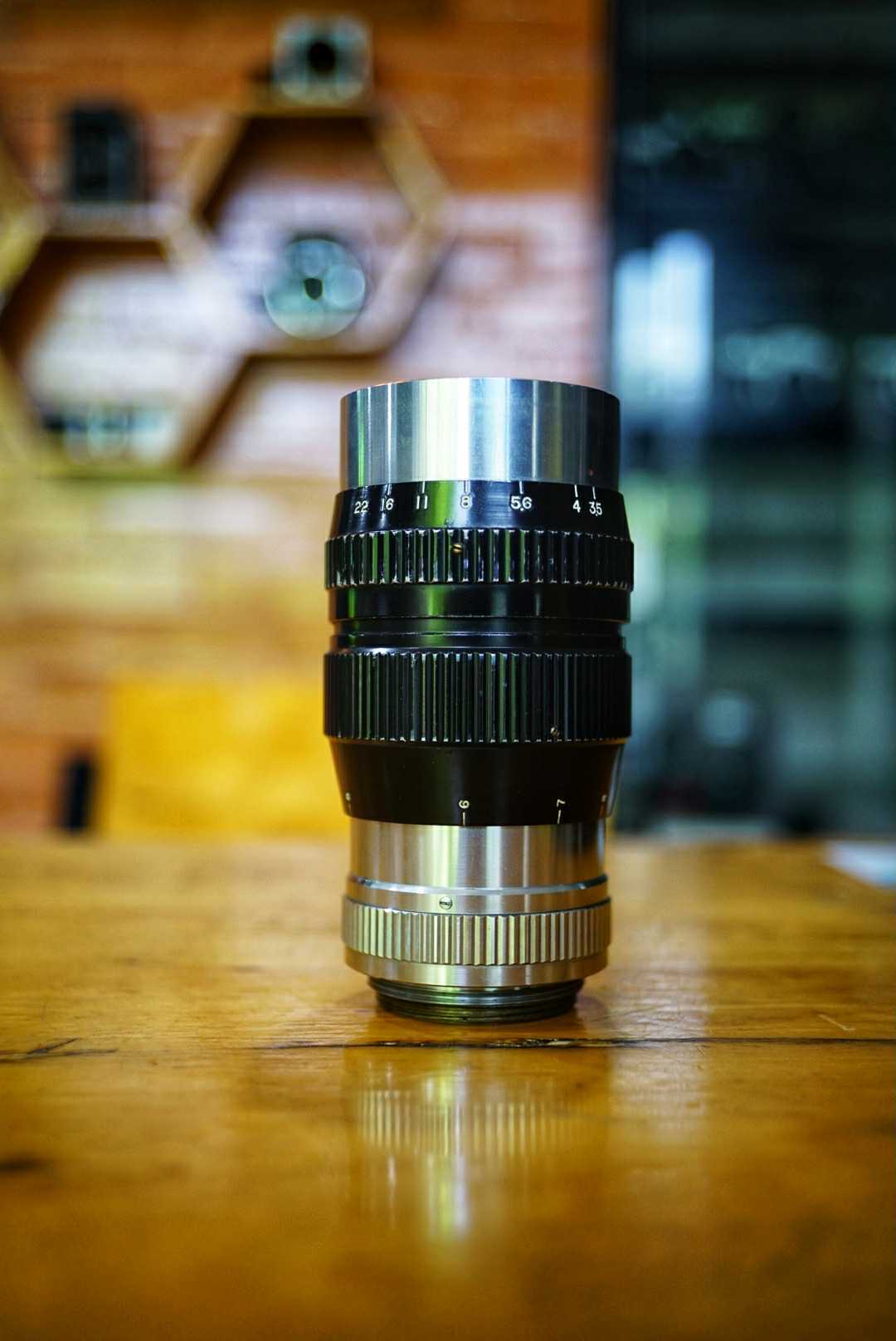 SANKYO KOKI JAPAN KOMURA 135MM.F3.5 M39 MOUNT(LTM)