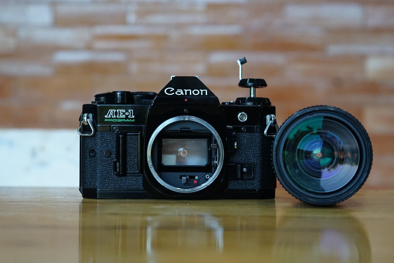 CANON AE1 PROGRAM CANON LENS FD ZOOM 35-105MM.F3.5-4.5