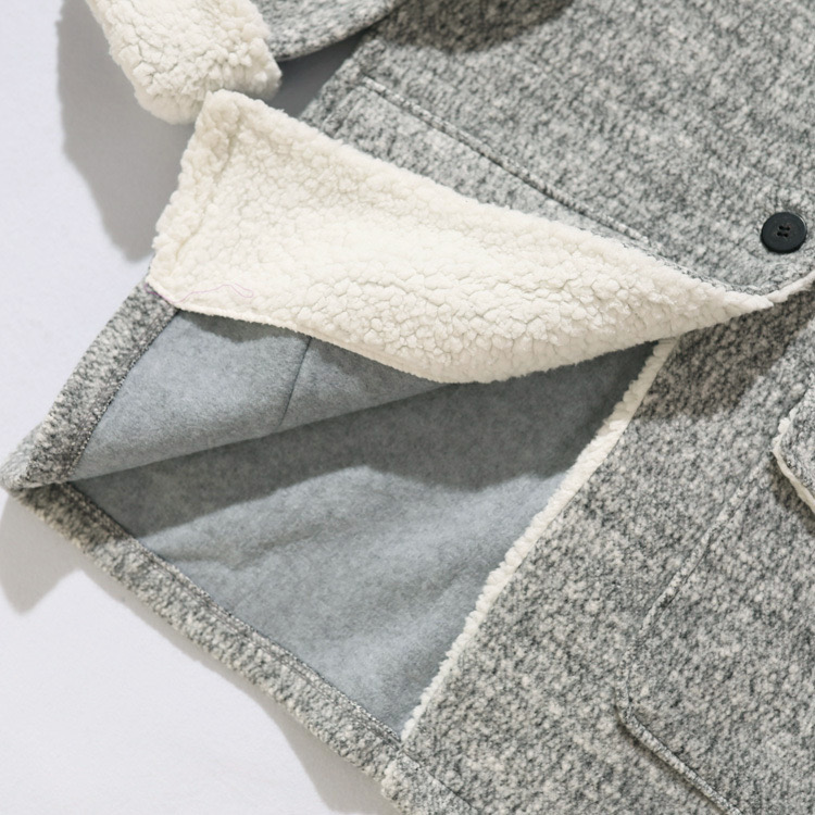 Pull&bear เสื้อโค้ท เสื้อกันหนาว เนื้อผ้าไหมพรม สีเทาอ่อน แบรนด์ Pull&bear เทาอ่อน
