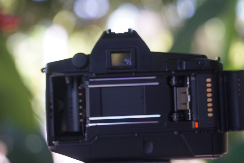CANON EOS 650 CANON ZOOM LENS EF100-200MM.F4.5A