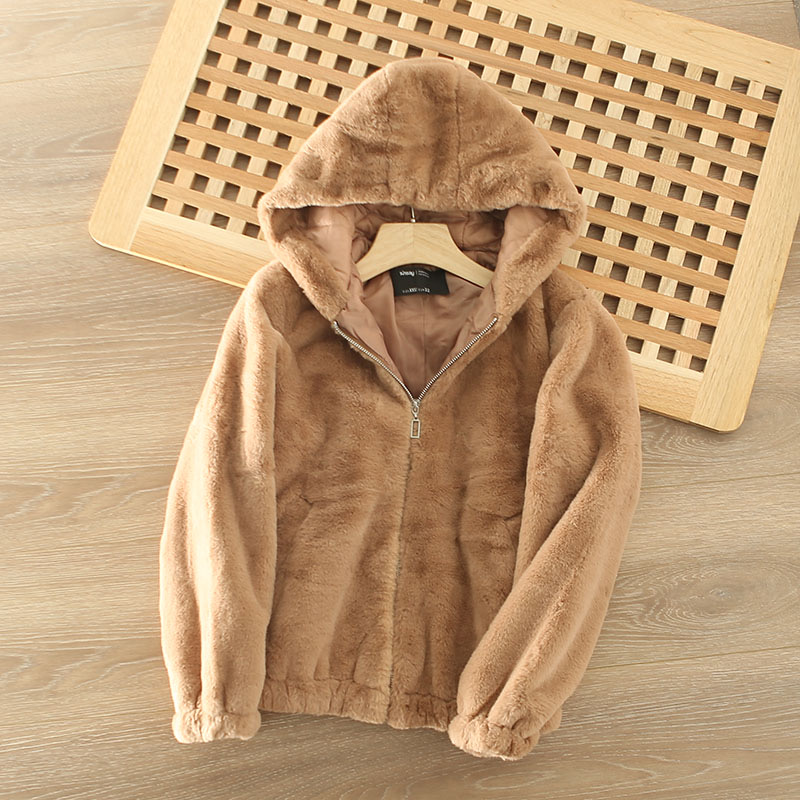 Sinsay เสื้อเฟอร์กันหนาว หมวกฮู้ด เสื้อขน Fluffy coat แบรนด์ SINSAY น้ำตาล