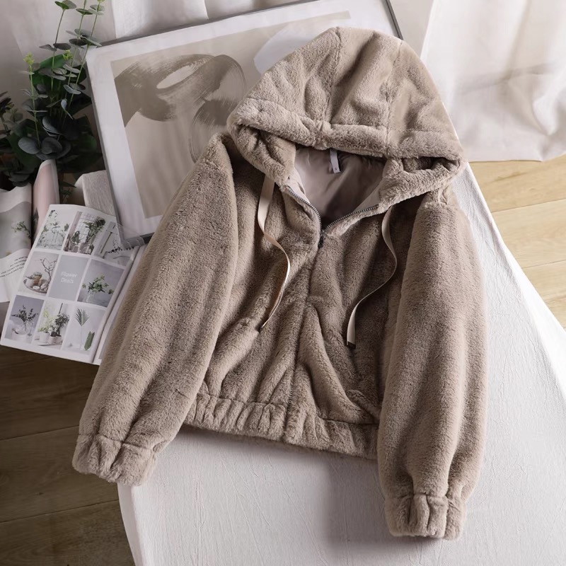Page one เสื้อเฟอร์กันหนาว หมวกฮู้ด เสื้อขน Fluffy coat แบรนด์ page One ดำ