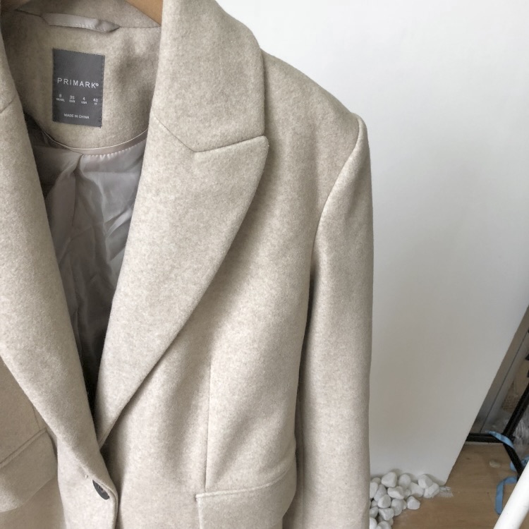 เสื้อโค้ทวูล Trench coat เสื้อโค้ทเฟอร์ โค้ทสักหลาดสีเบจ แบรนด์ Primark สำเนา สำเนา สำเนา สำเนา สำเนา สำเนา