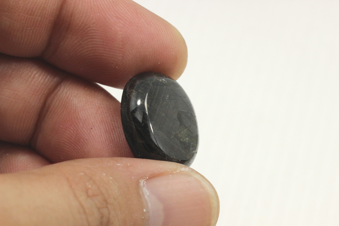 พลอยแบล็คสตาร์