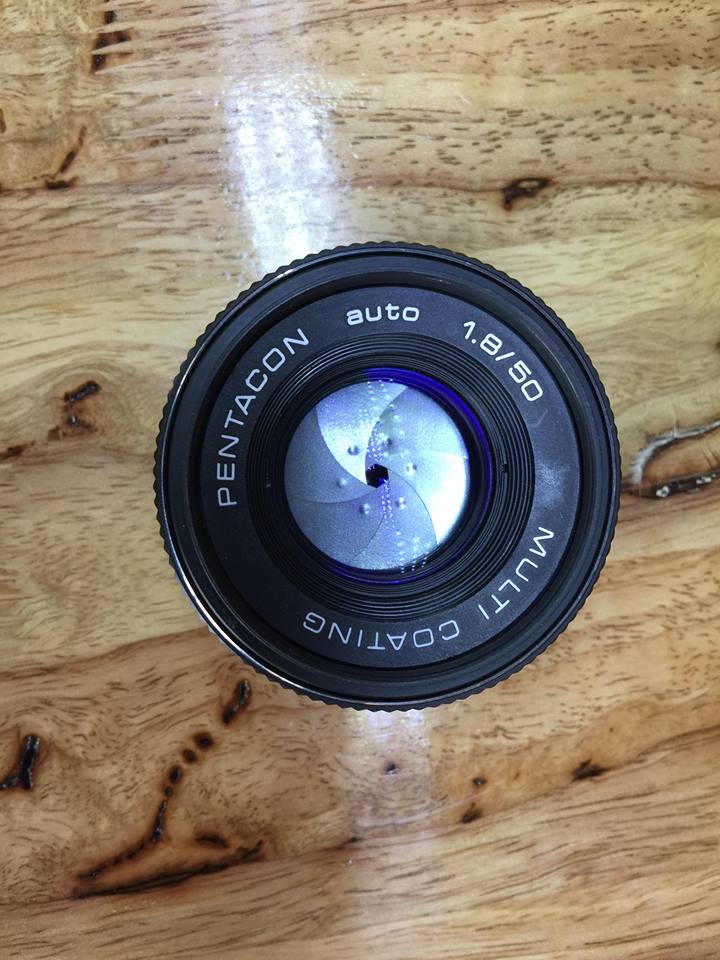 PENTACON AUTO 50MM.F1.8 MULTI COATING M42 MOUNT
