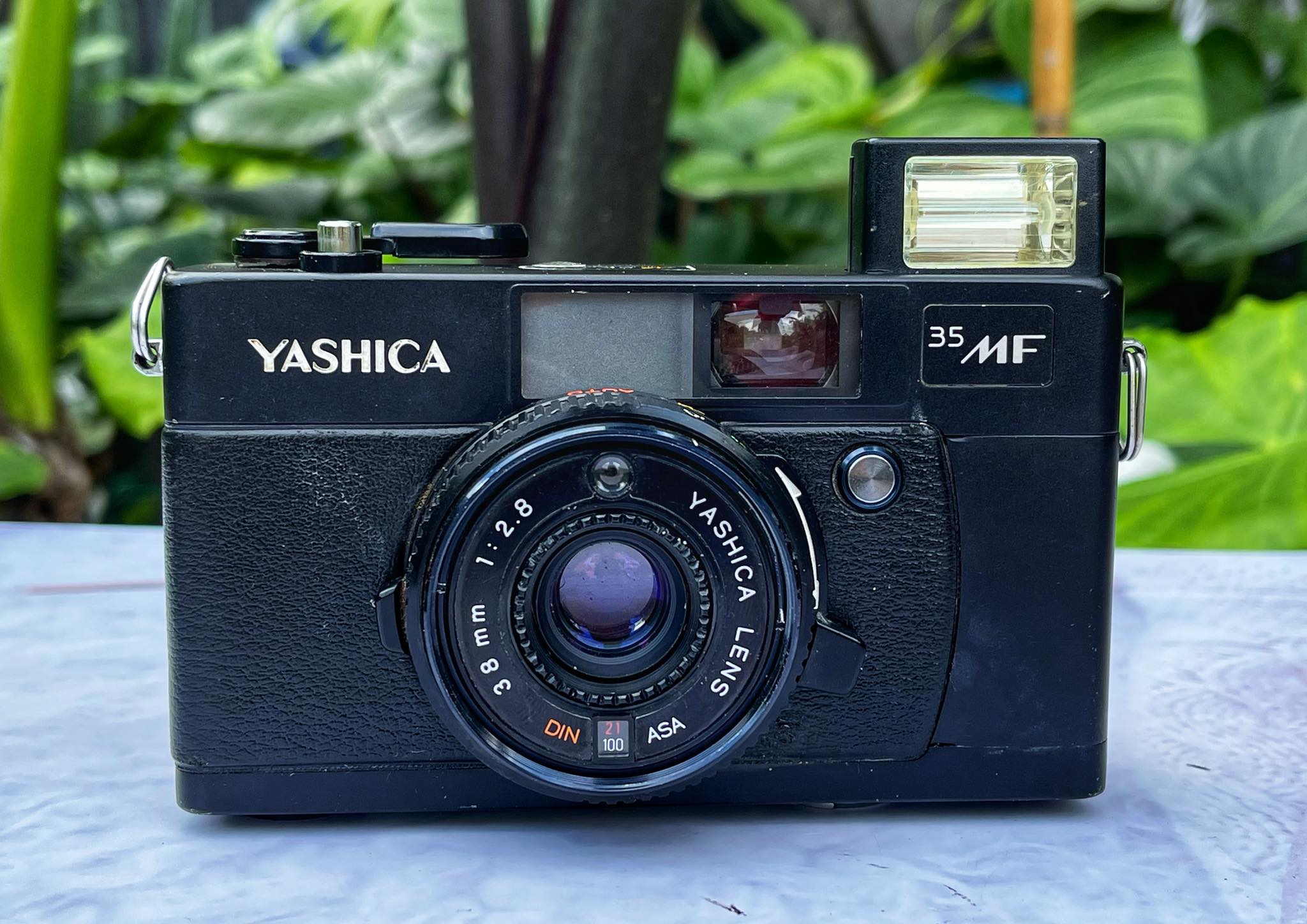 YASHICA 35MF YASHICA LENS 38MM.F2.8