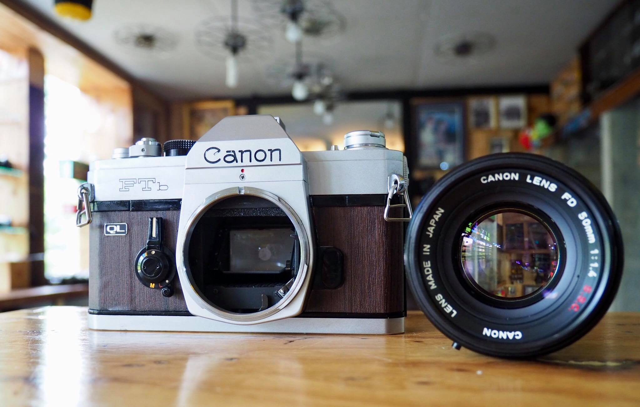 CANON FTB QL CANON LENS FD 50MM.F1.4 SSC.
