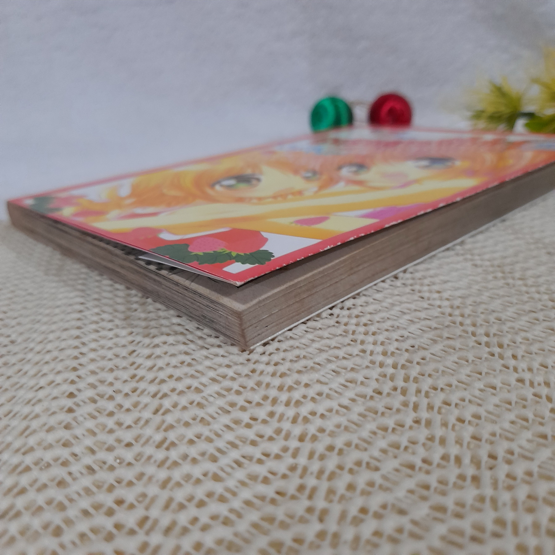 วุ่นรักสาวน้อยสตอเบอรี่ / Yaboochi Yuu