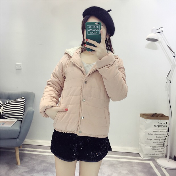 เสื้อกันหนาว บุนวม แต่งหมวกฮูท สีกากี ด้านในแต่งซับผ้าลายดอกเล็กสีส้ม สินค้างานญี่ปุ่น สวย น่ารักหวานๆคะ 3สี:ชมพู/กากีอ่อน/เขียว