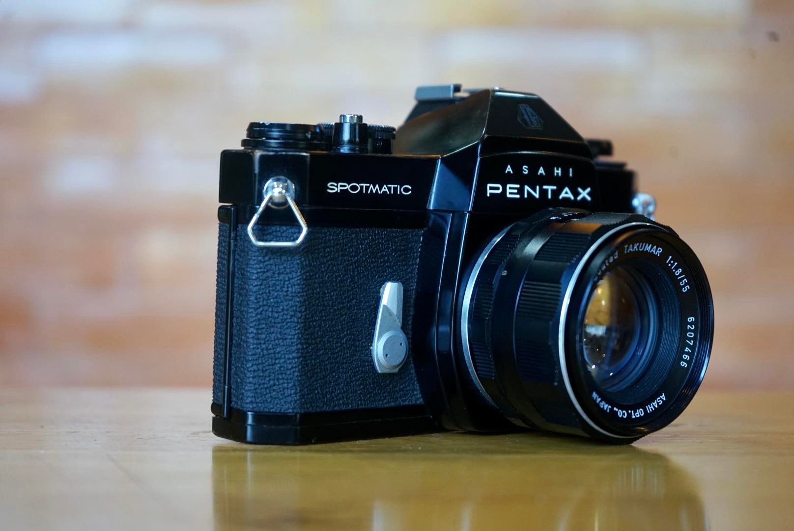 ASAHI PENTAX SPOTMATIC SP II SUPER-MULTI-COATED TAKUMAR 55MM.F1.8