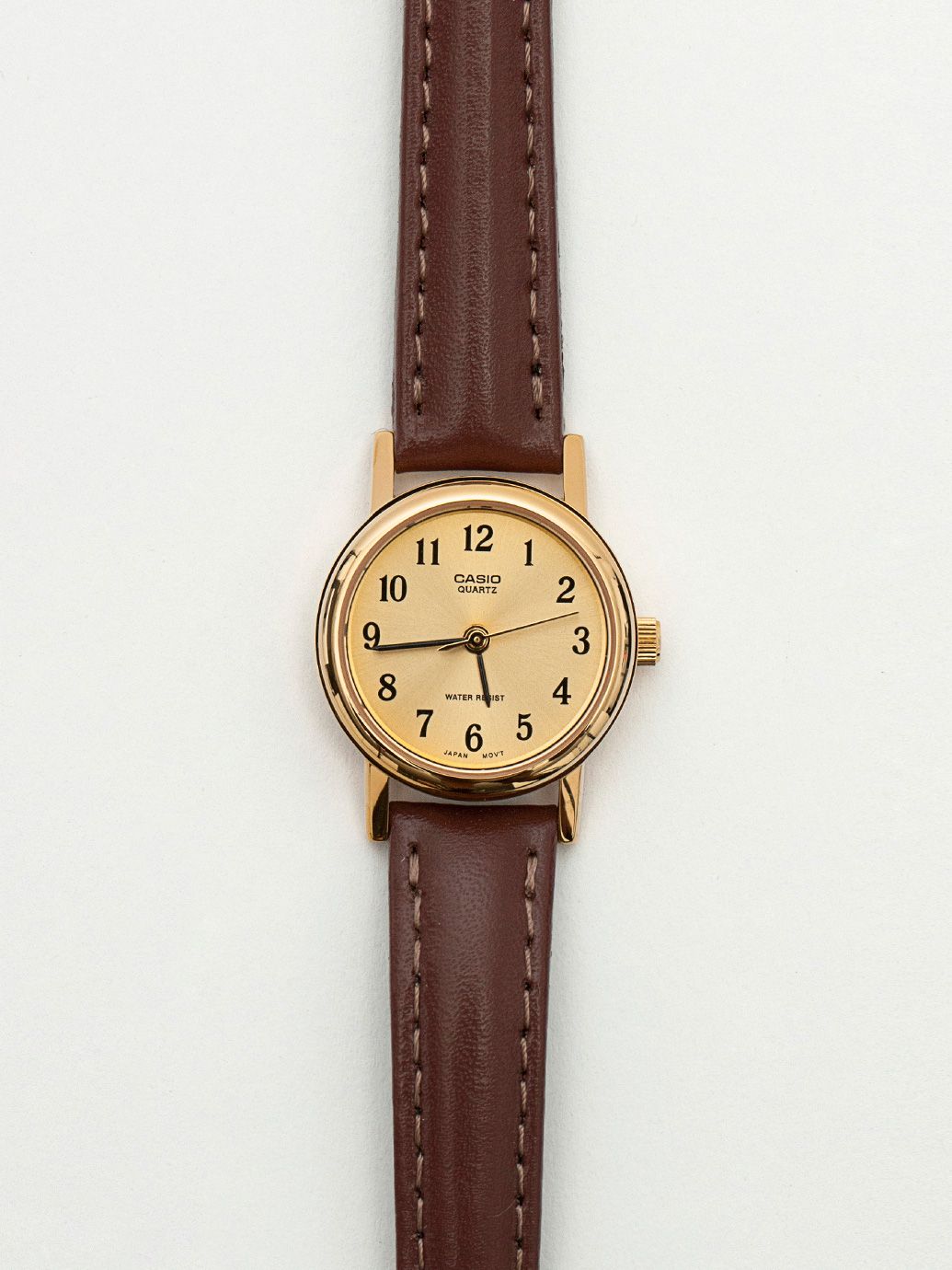 CASIO นาฬิกาคาสิโอ นาฬิกาข้อมือ นาฬิกากันน้ำ นาฬิกาของแท้ ประกันศูนย์ CMG 1 ปี รุ่น LTP-1095Q-9B1 นาฬิกาสีทอง