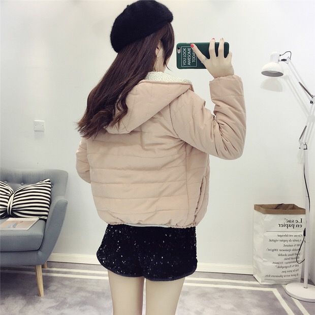 เสื้อกันหนาว บุนวม แต่งหมวกฮูท สีกากี ด้านในแต่งซับผ้าลายดอกเล็กสีส้ม สินค้างานญี่ปุ่น สวย น่ารักหวานๆคะ 3สี:ชมพู/กากีอ่อน/เขียว