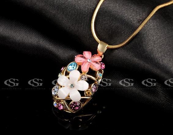 สร้อยคอ ผู้หญิง สร้อยคอ คริสตัลแท้ จาก Swarovski ลายดอกไม้ สุดแสนน่ารัก สร้อยคอวัยรุ่น เด็กมหาลัย แต่งดอกไม้ หวาน ๆ ของขวัญให้แฟน 353729